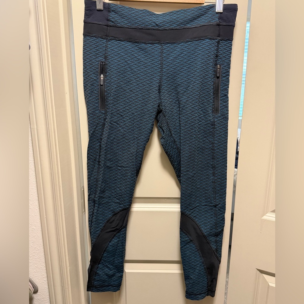 Lululemon Blue and Black Textured Leggings